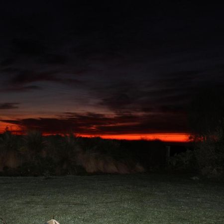 טימארו Hadlow Sunrise Retreat מראה חיצוני תמונה
